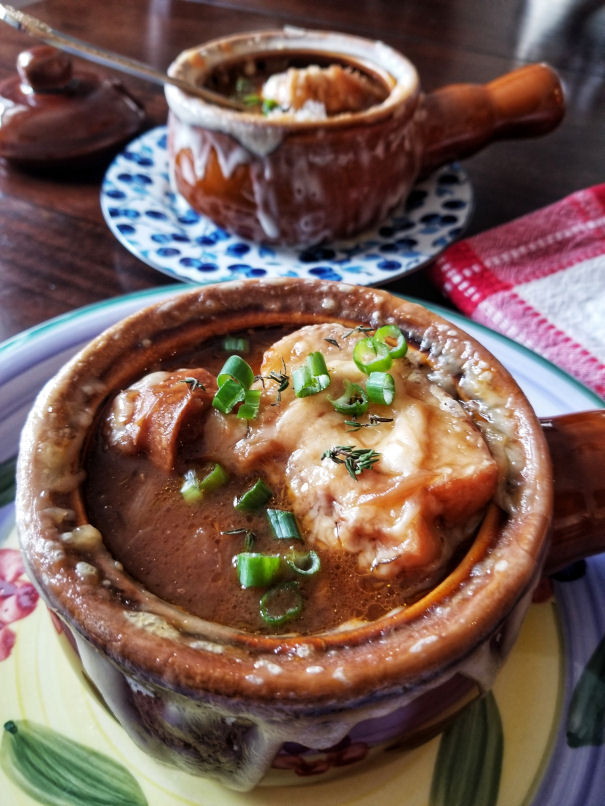 How to make the best french onion soup. Pressure cooker or stove top
