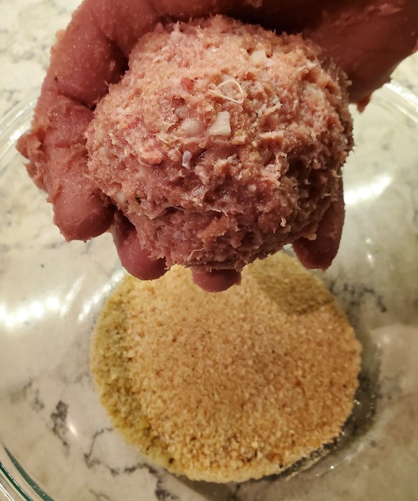 How to wrap meat around egg for scotch eggs