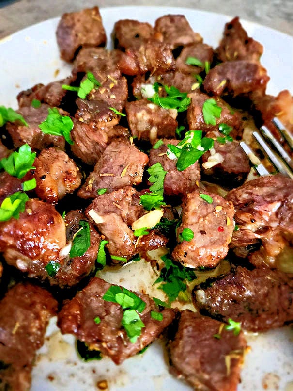Air fryer ribeye steak bites
