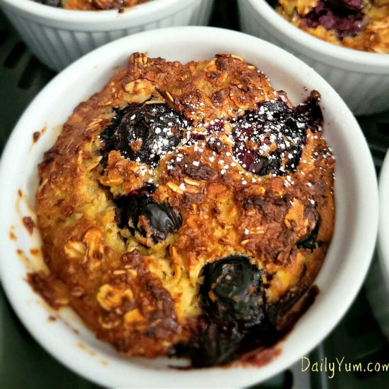 Flourless Oatmeal Blueberry Muffins