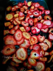 dried strawberries after 5 hours in air fryer