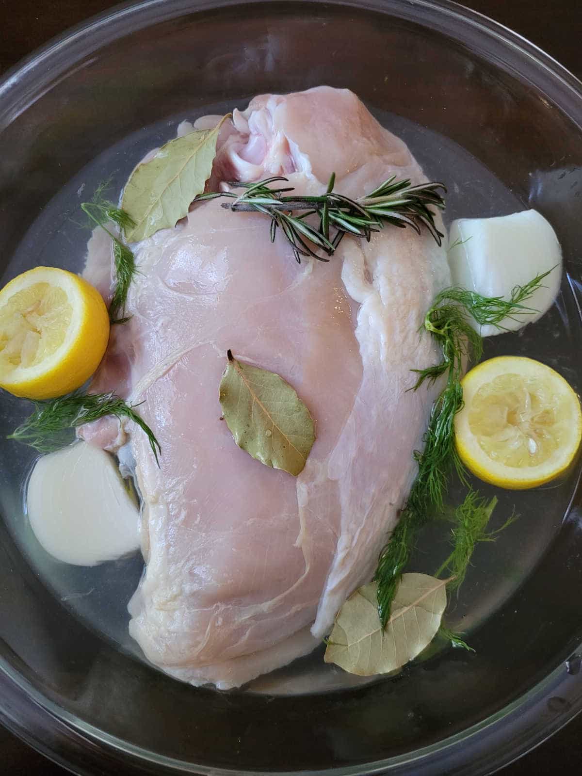 turkey breast in brine, with lemon, onion and herbs